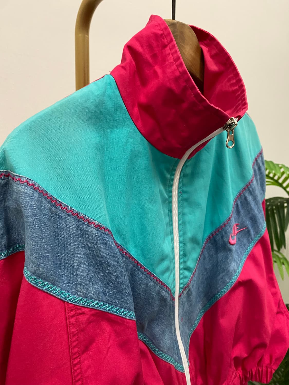 나이키 크롭 윈드스토퍼 상품이미지2