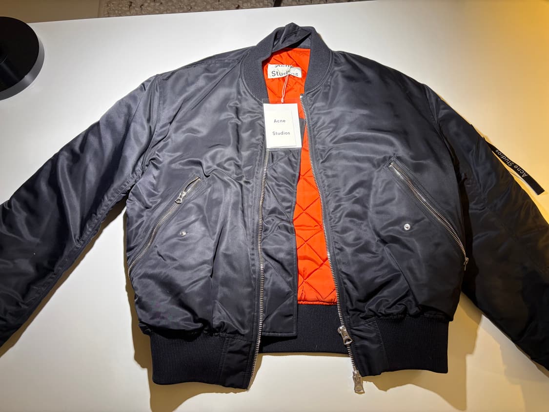아크네 스튜디오 봄버 자켓 48사이즈 상품이미지1