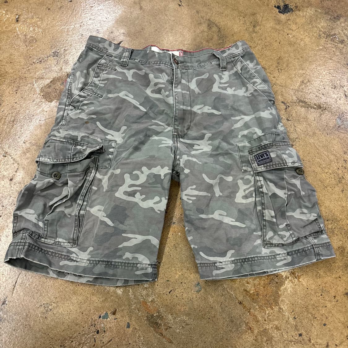 [정품/33] 리바이스 카키 카모 밀리터리 카고 숏 팬츠   상품이미지2