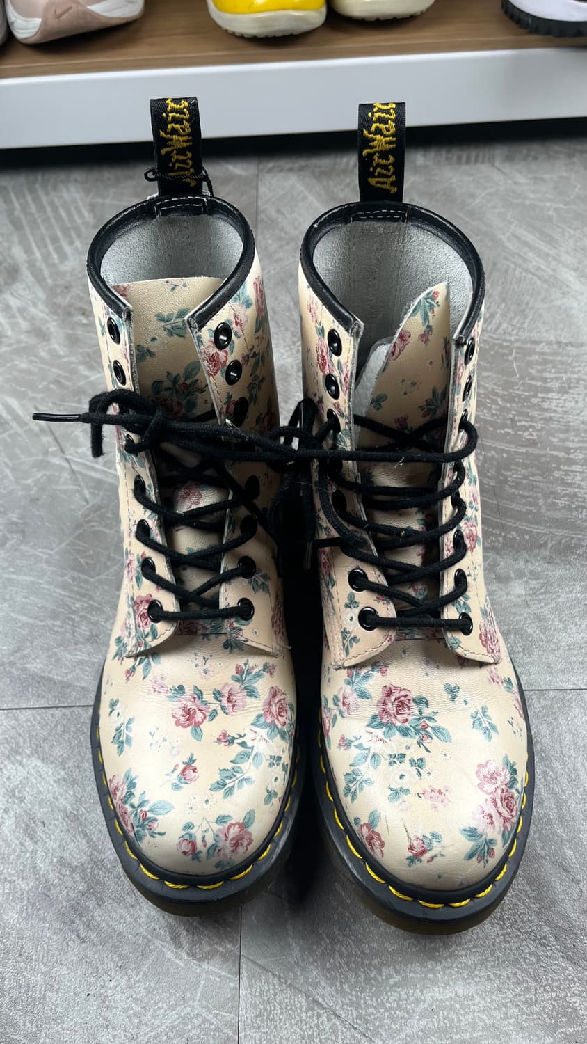 닥터마틴 플로럴 245 상품이미지4