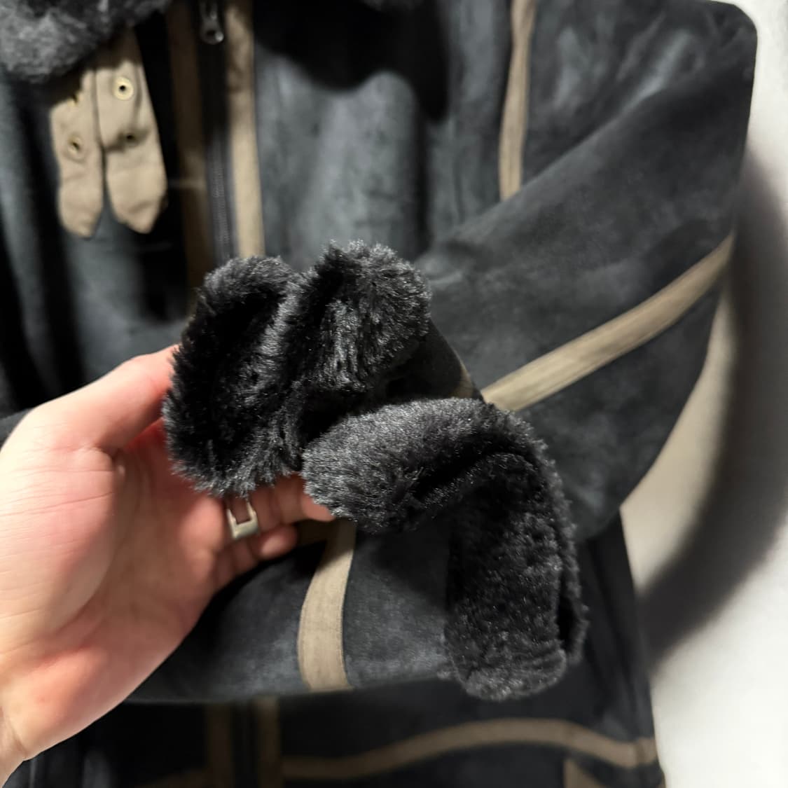 VTG 빈티지 올블랙 스웨이드 가죽 배색 무스탕 자켓 상품이미지4