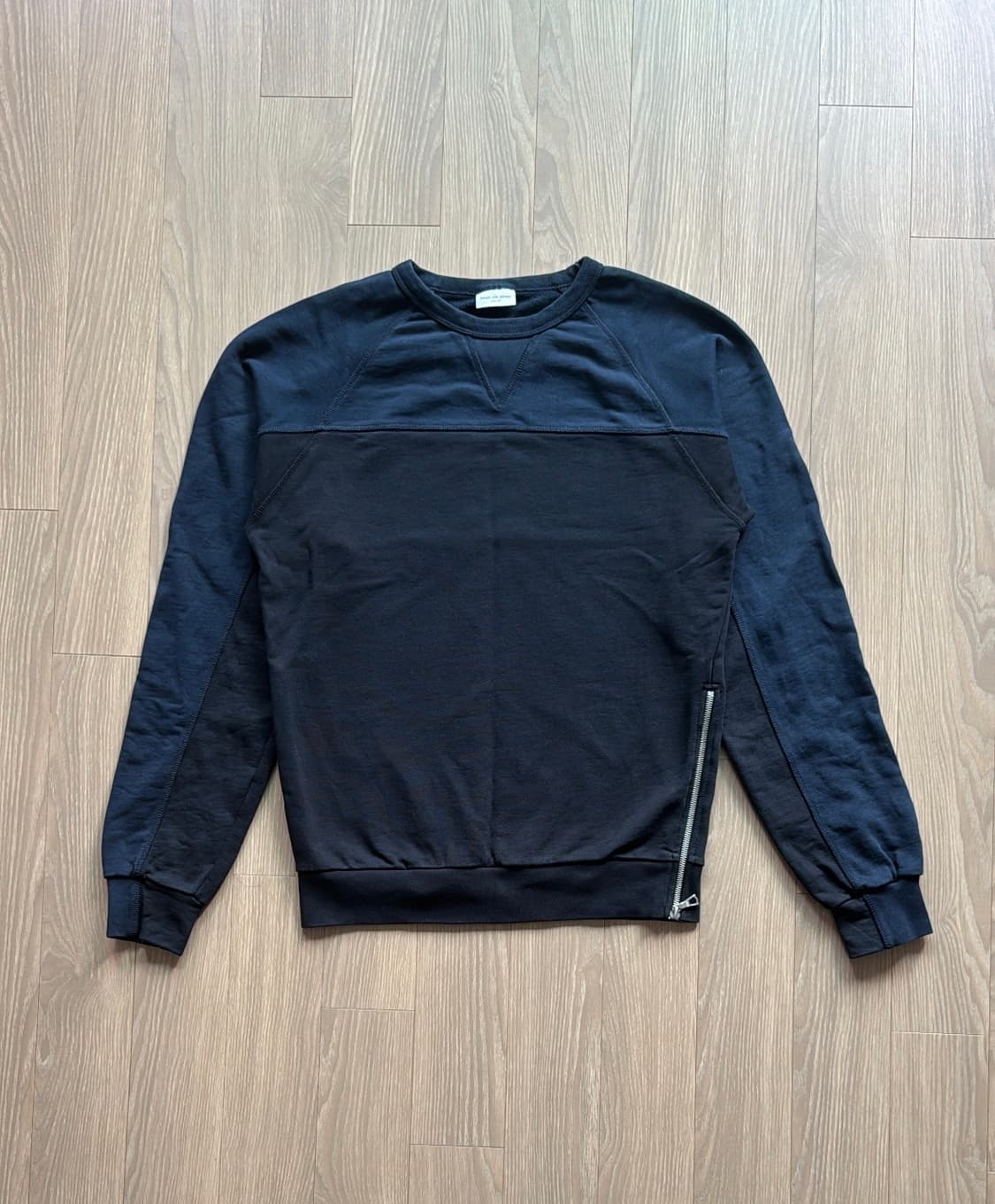 드리스반노튼 아카이브 스웻셔츠 상품이미지1