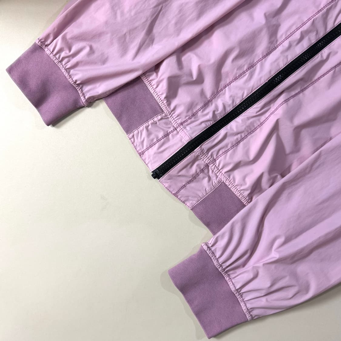 [백화점판/L]스톤아일랜드 스킨터치 나일론 TC 바람막이 상품이미지4