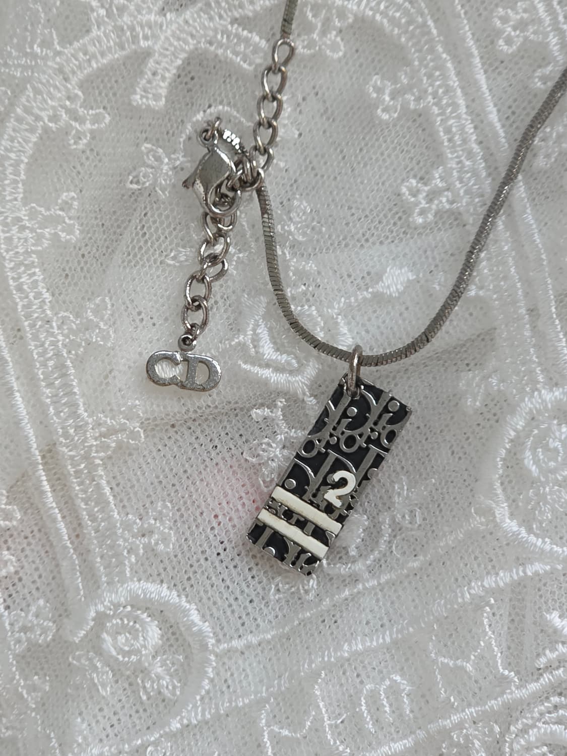 디올 은장 블랙실버 트로터 dior 로고플레이트 목걸이 상품이미지5