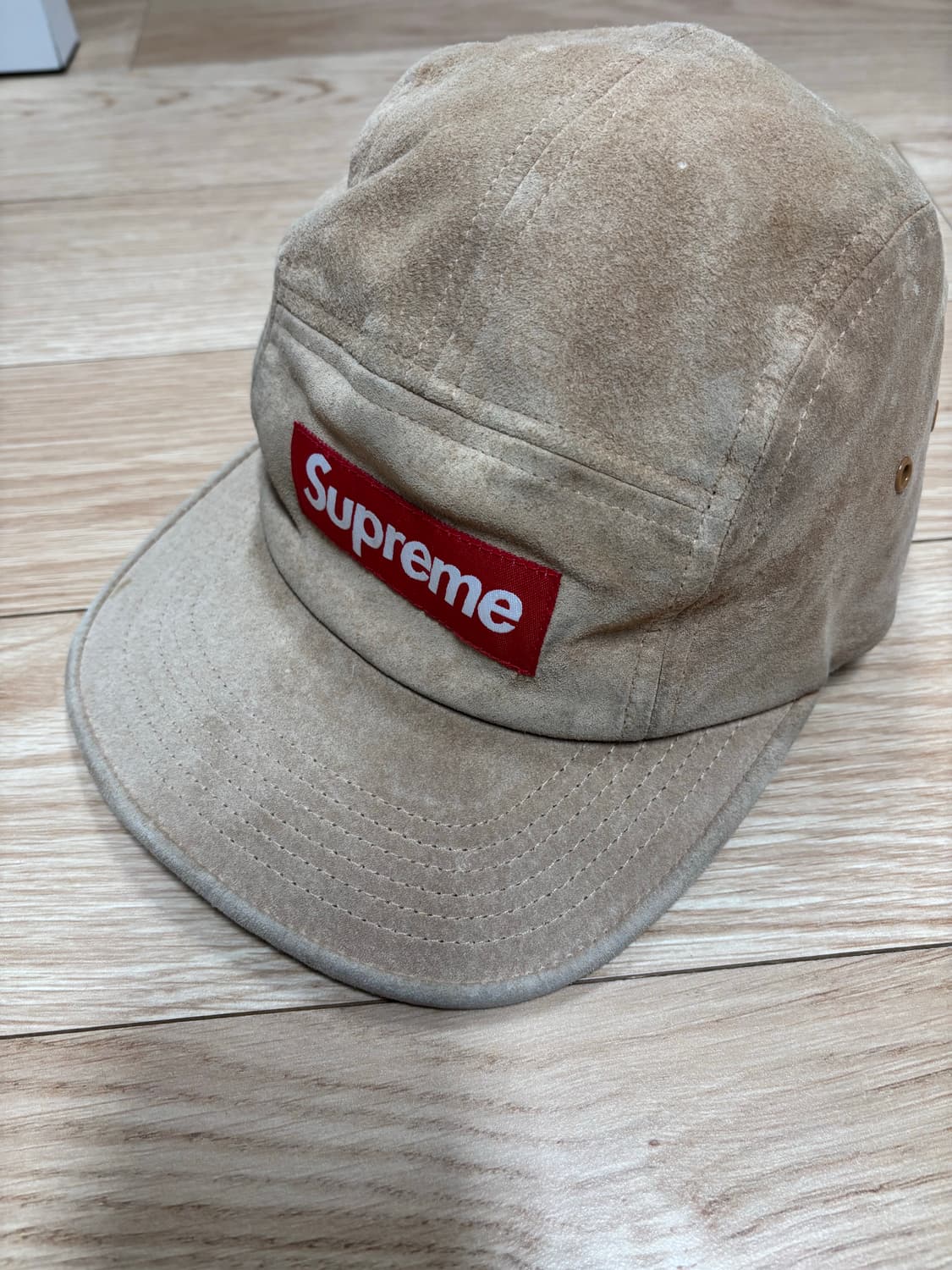 [OS] 슈프림 박스로고 스웨이드 캠프캡 카멜 상품이미지1