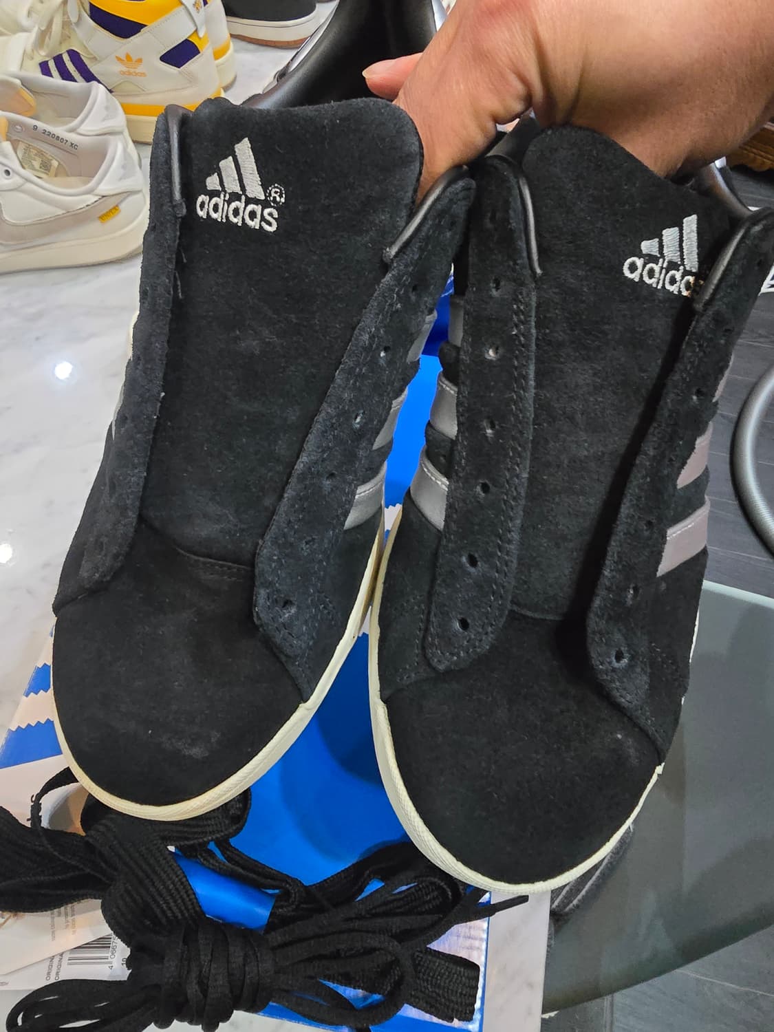 극미중고 캠퍼스x 아트모스 슈프림블랙 285 상품이미지6