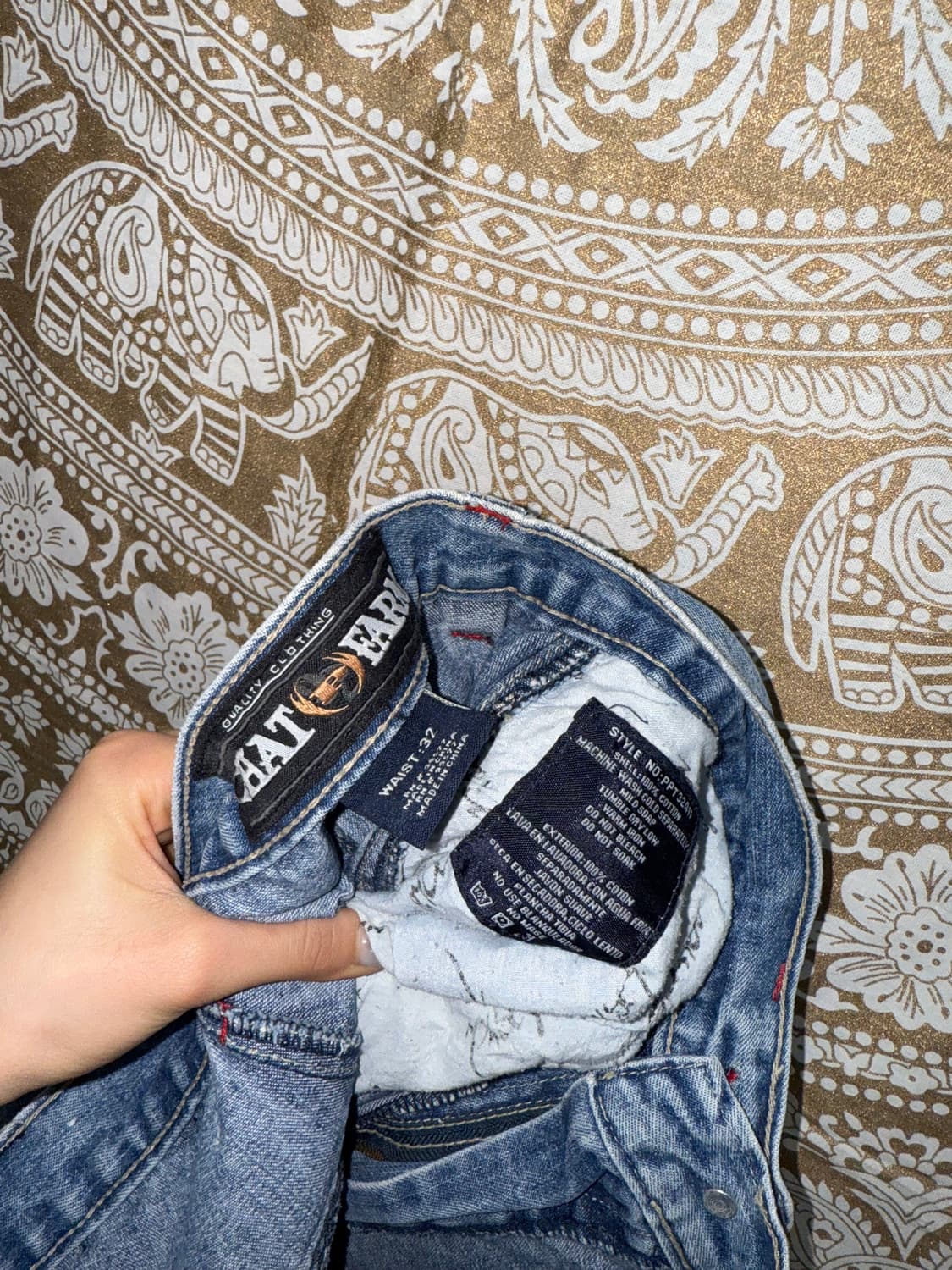 PHAT FARM 워싱 자수 디테일 연청 데님팬츠  상품이미지9