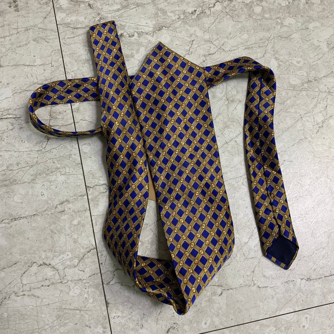 랑방 빈티지 앤틱 패턴 실크 넥타이 골드 네이비 상품이미지6