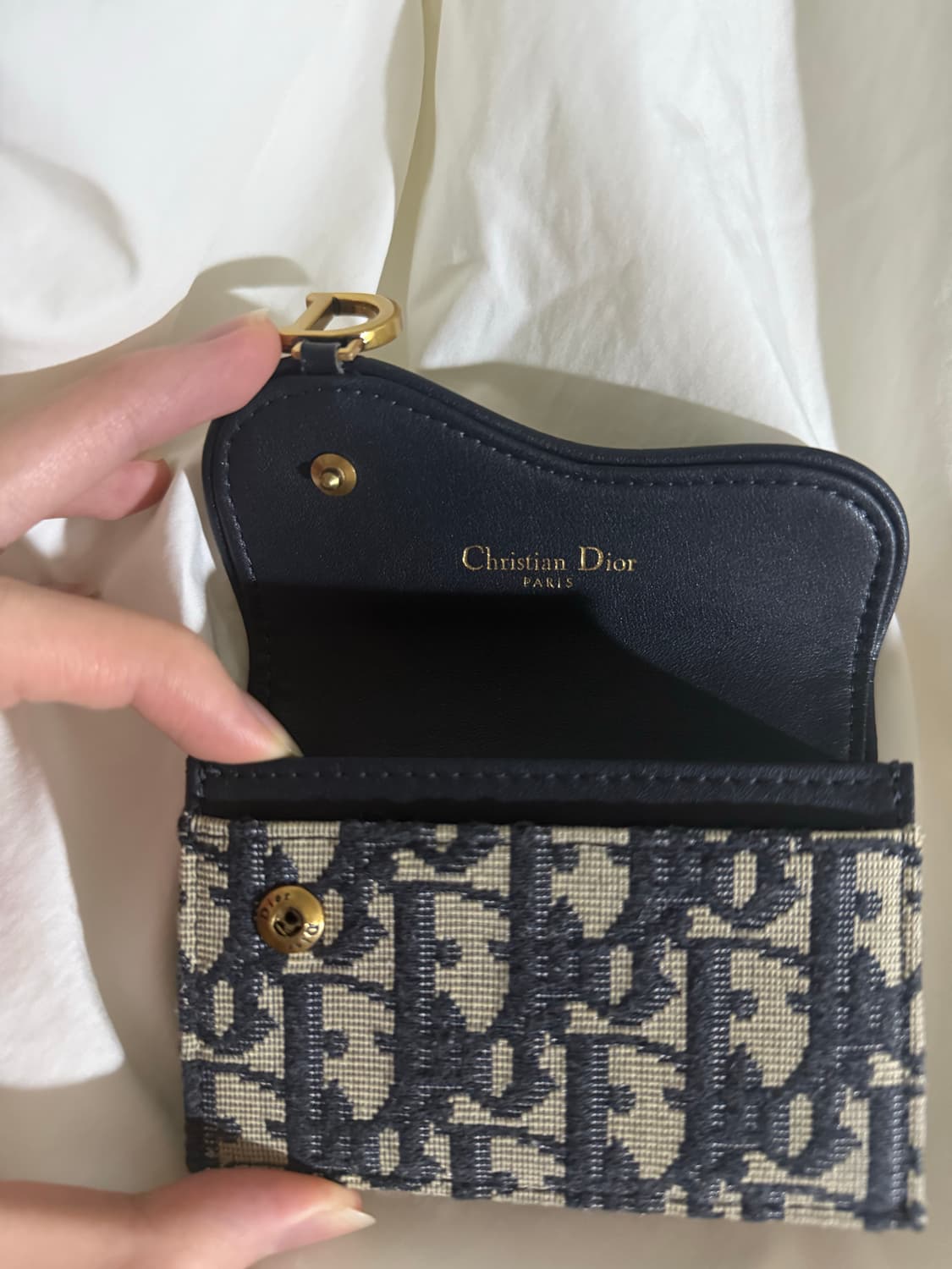 새상품급 디올 오블리크 새들 플랩 카드지갑 [정품] 상품이미지3