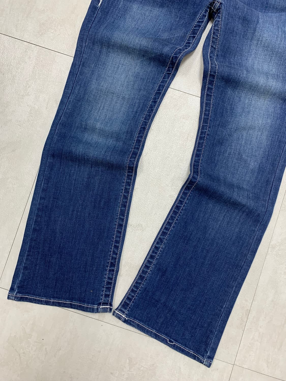 트루릴리전 와이드 부츠컷 데님 팬츠 #653 상품이미지3