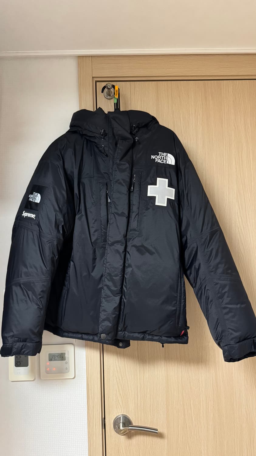 슈프림x노스페이스 발토로 패딩 M 상품이미지2