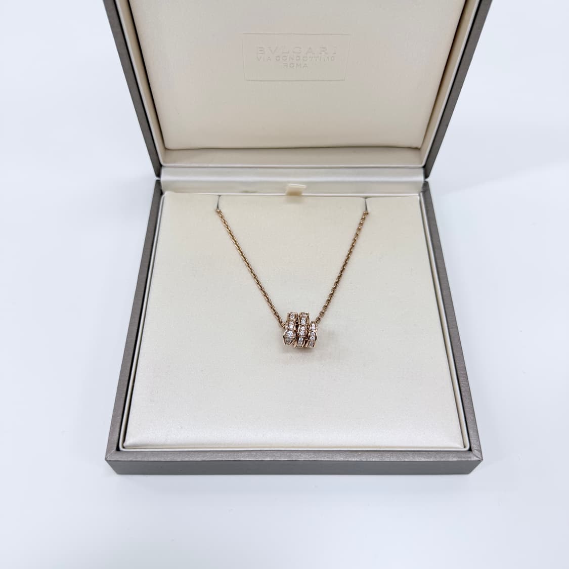 1250판매 불가리 세르펜티 바이퍼 네크리스 풀다이아 18k 목걸이 상품이미지2