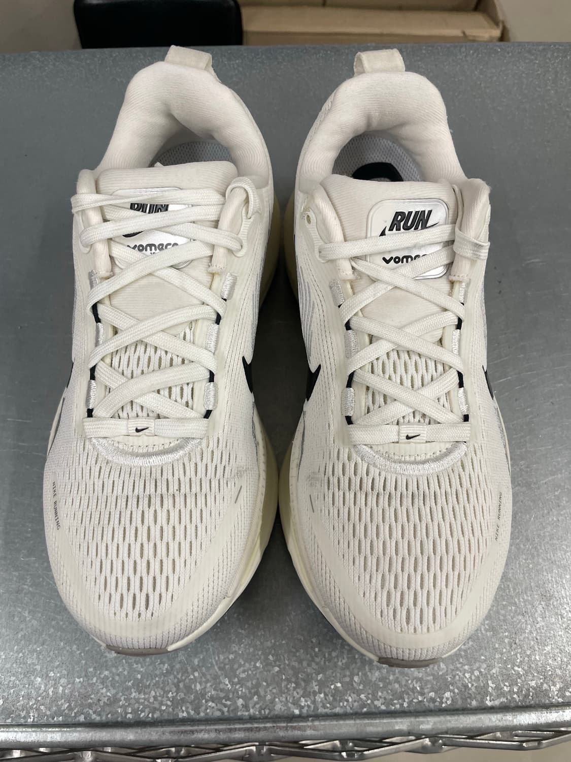 나이키 줌 보메로18 화이트 240 상품이미지5