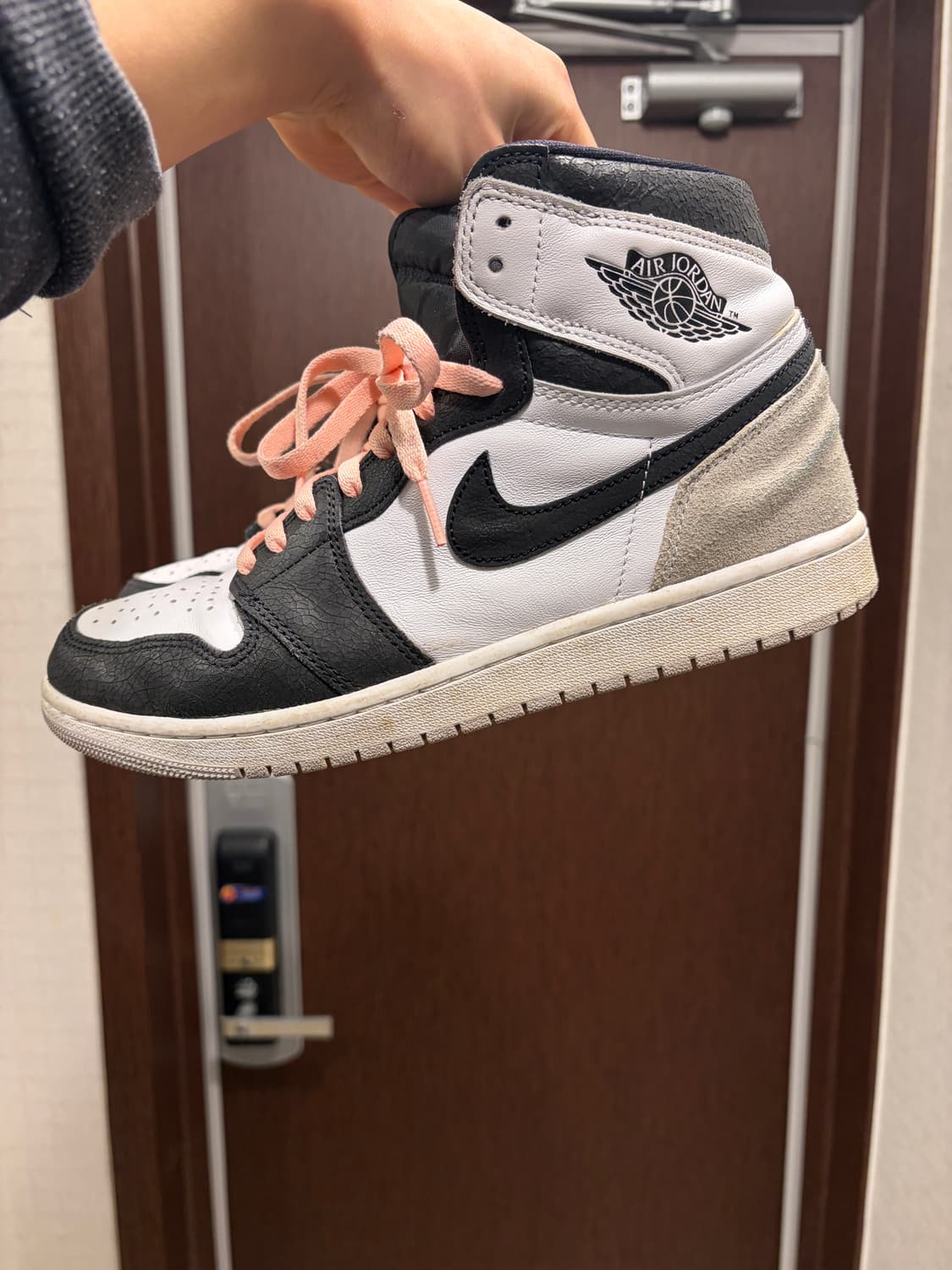 조던 1 레트로 하이 OG 블리치드 코랄 280 상품이미지2