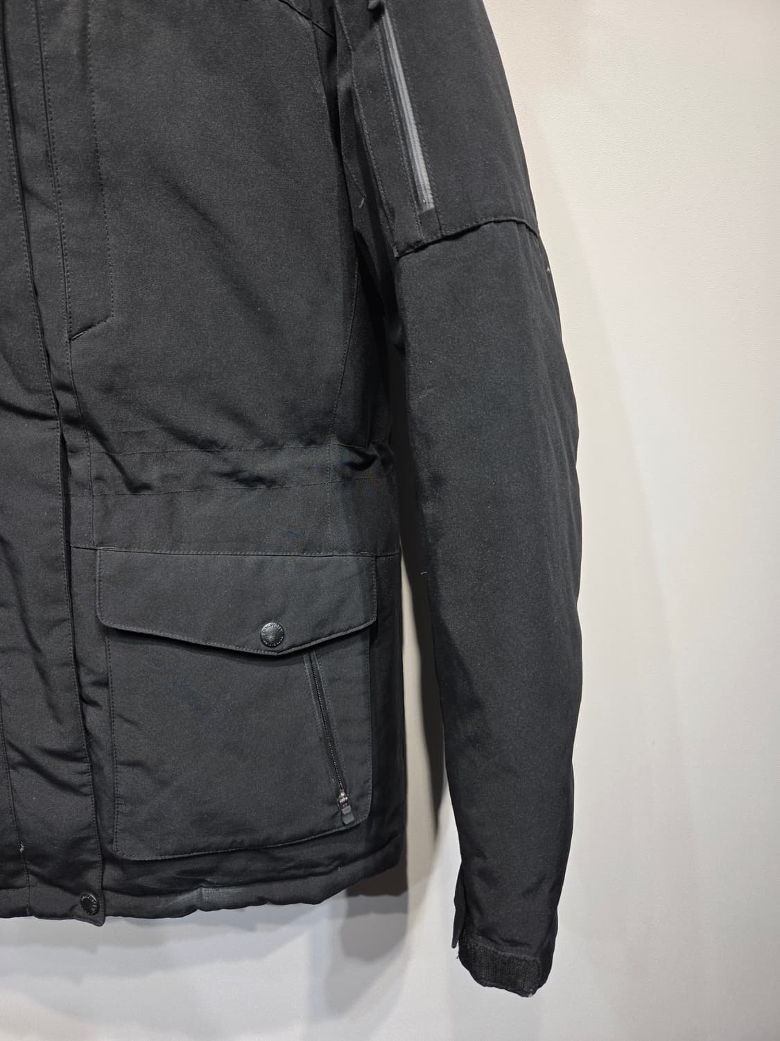 디스커버리 익스페디션 구스다운 패딩 블랙 상품이미지5