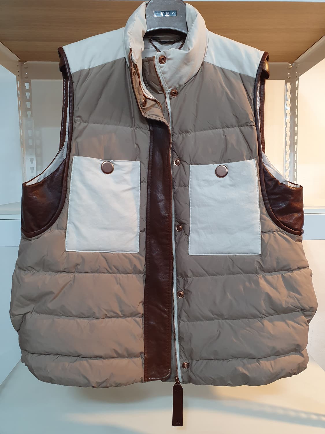 (M/66) LEMAREE 르마레 양가죽 배색 구스다운 패딩 조끼 상품이미지3