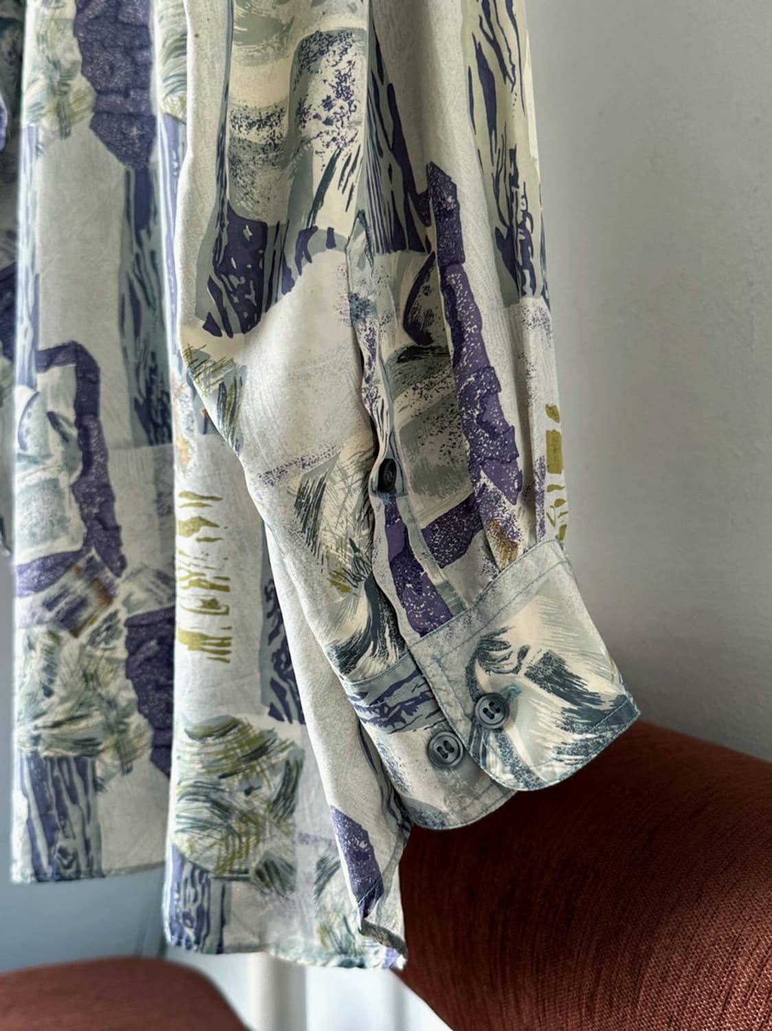 Light silk loose design shirt 상품이미지5