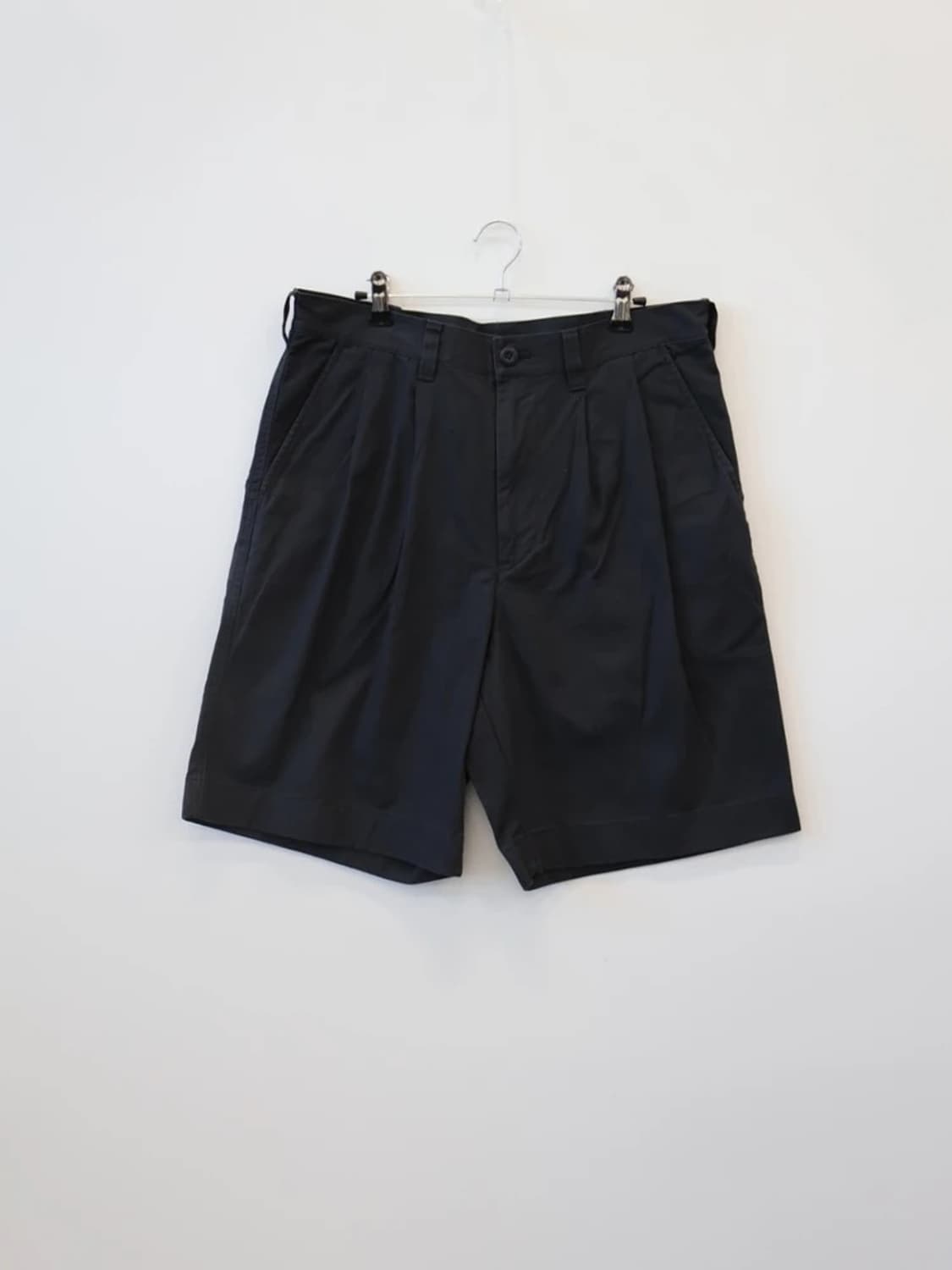 JW Anderson Uniqlo Pleated Shorts 상품이미지3