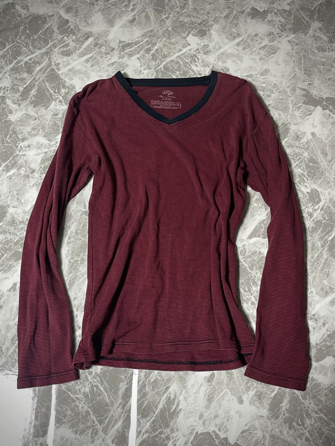 stripe v neck sleeve t 상품이미지1