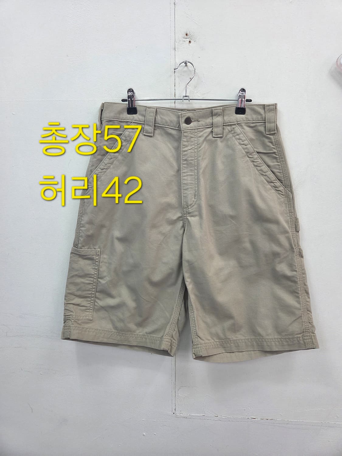 32 칼하트 카펜터 카고 반바지 B147 TAN 상품이미지1