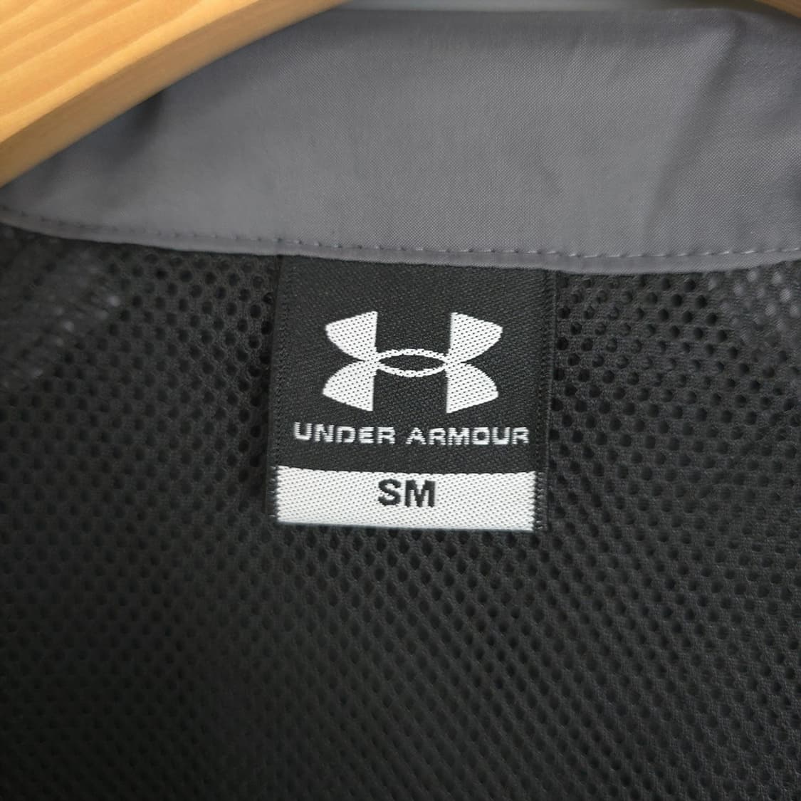 언더아머 Under Armour 반집업 반팔 티셔츠 블랙 SM 상품이미지7