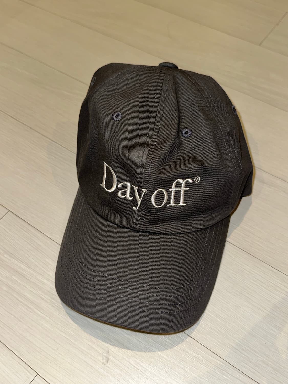 에이카화이트 Dayoff 캡 상품이미지1