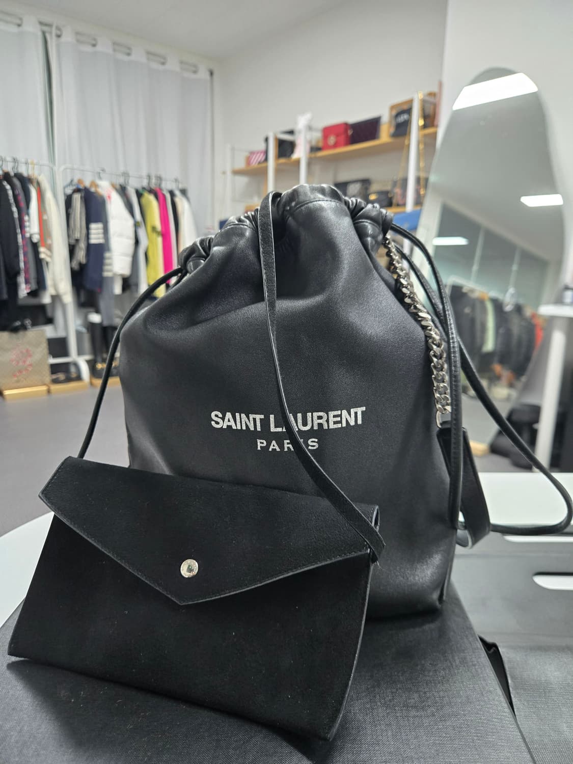 [50%세일] 입생로랑 테디버킷백 상품이미지1