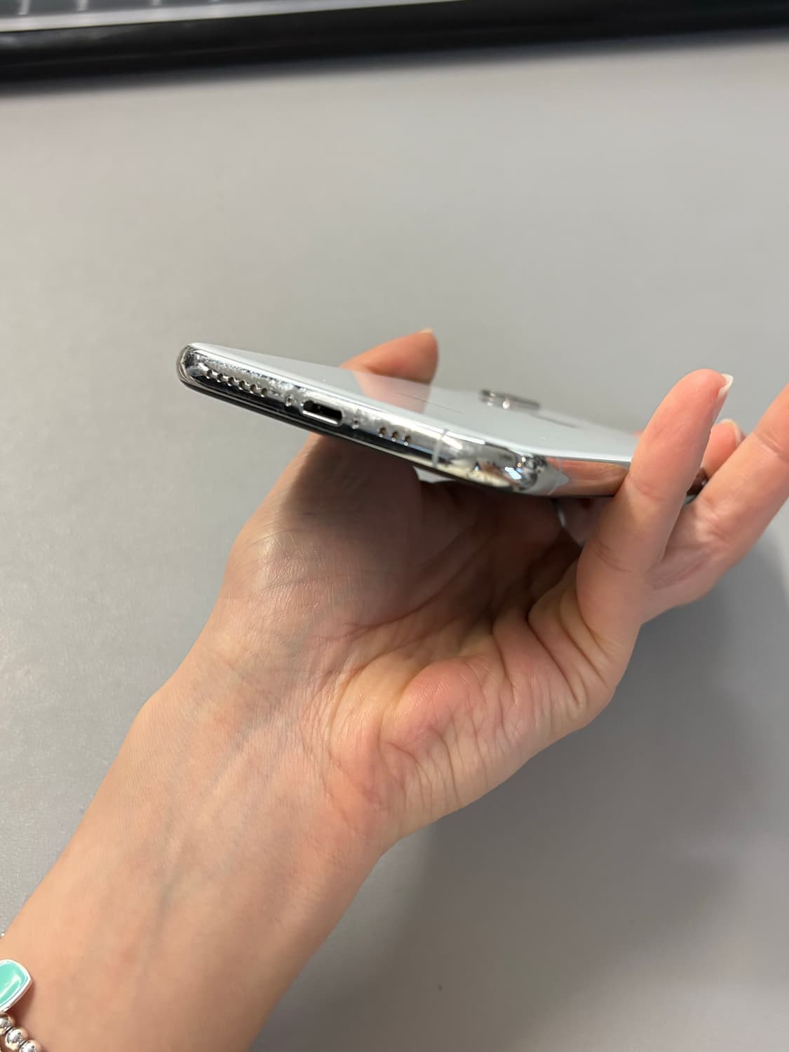 상태s급) 아이폰xs 실버 64기가 상품이미지5