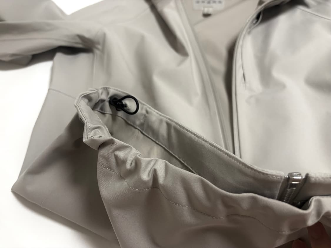 유니클로 블록테크 파카 3D 컷 s 02 light gray 그레이 상품이미지3