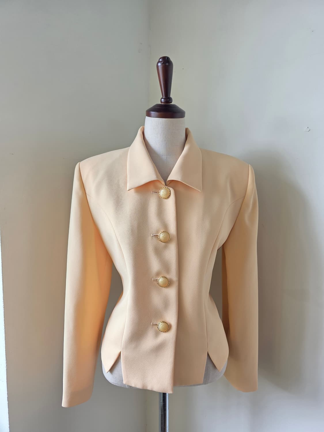 살구 골드 버튼 자켓 상품이미지1
