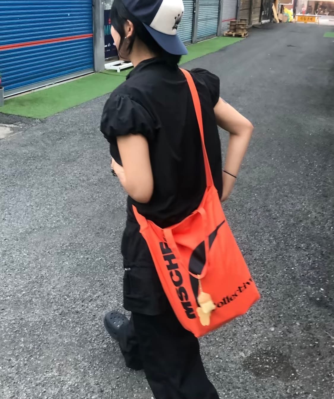 미스치프 크로스백 상품이미지1