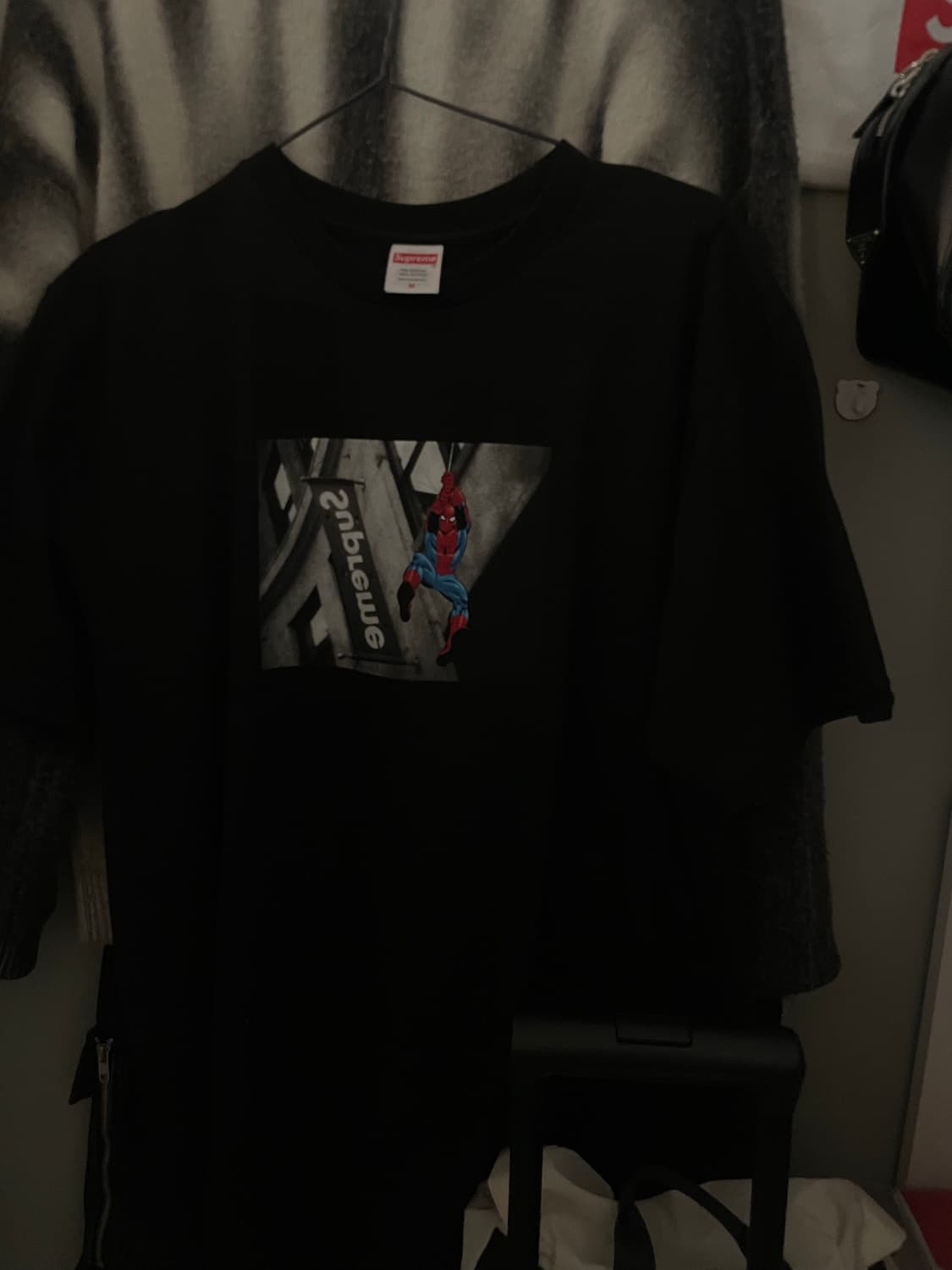 (제시🚨) 슈프림 X스파이더맨 콜라보 반팔티 상품이미지1