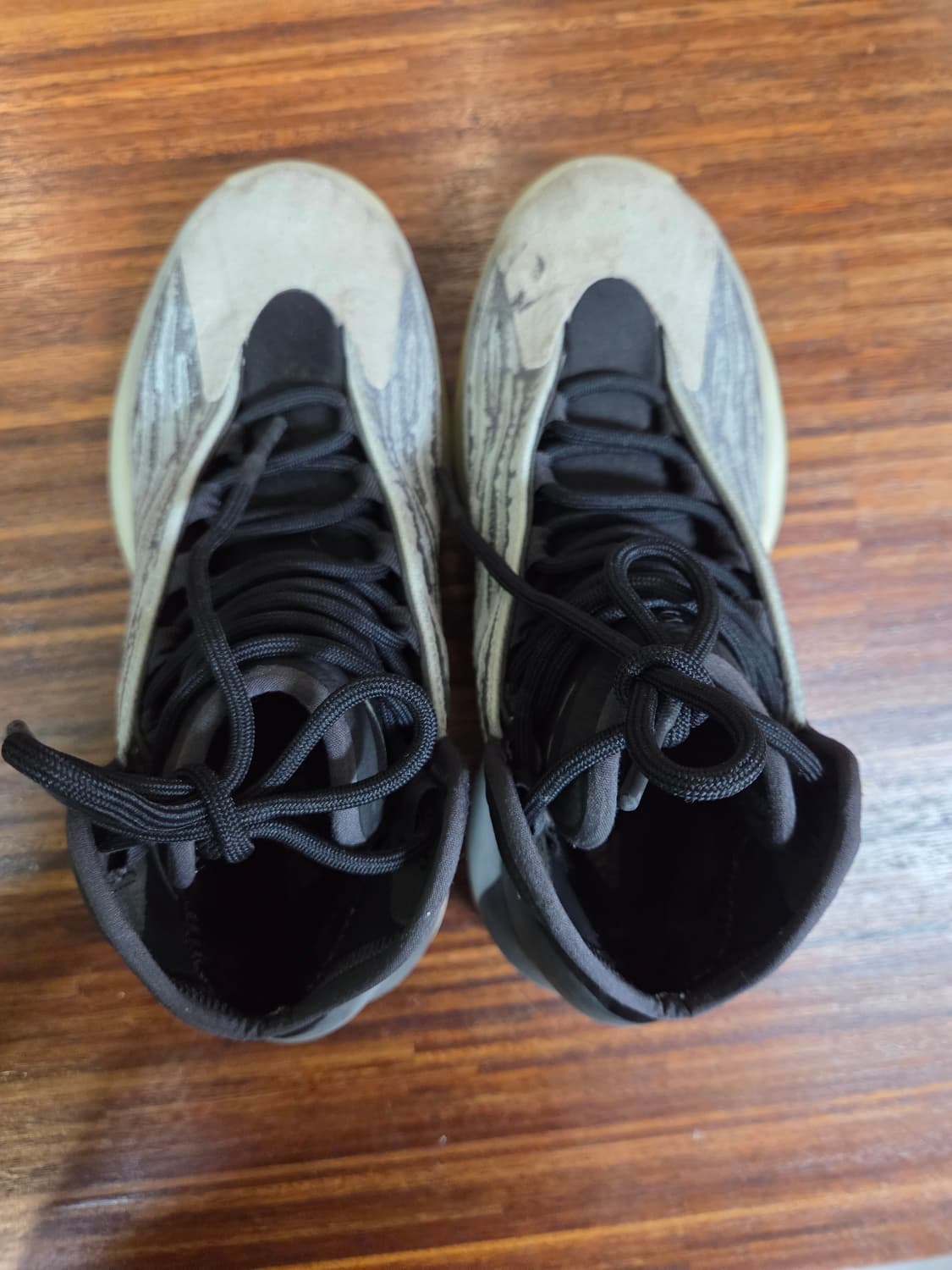 아디다스 이지부스트 퀀텀 라이프 255 상품이미지2