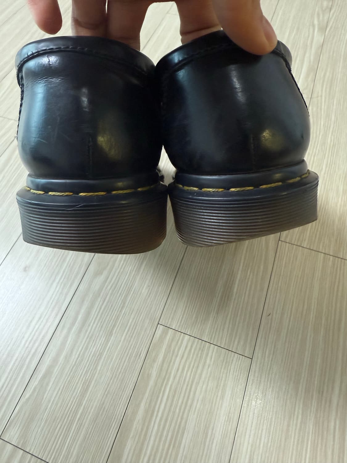 닥터마틴 아드리안 블랙 270 상품이미지2