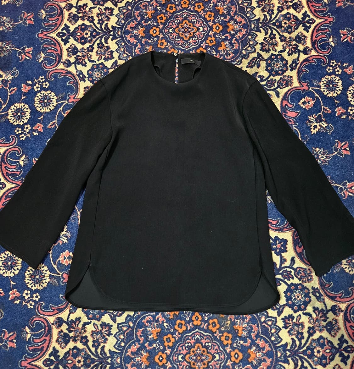 오르(ORR) 블랙 트임 블라우스 S 상품이미지1