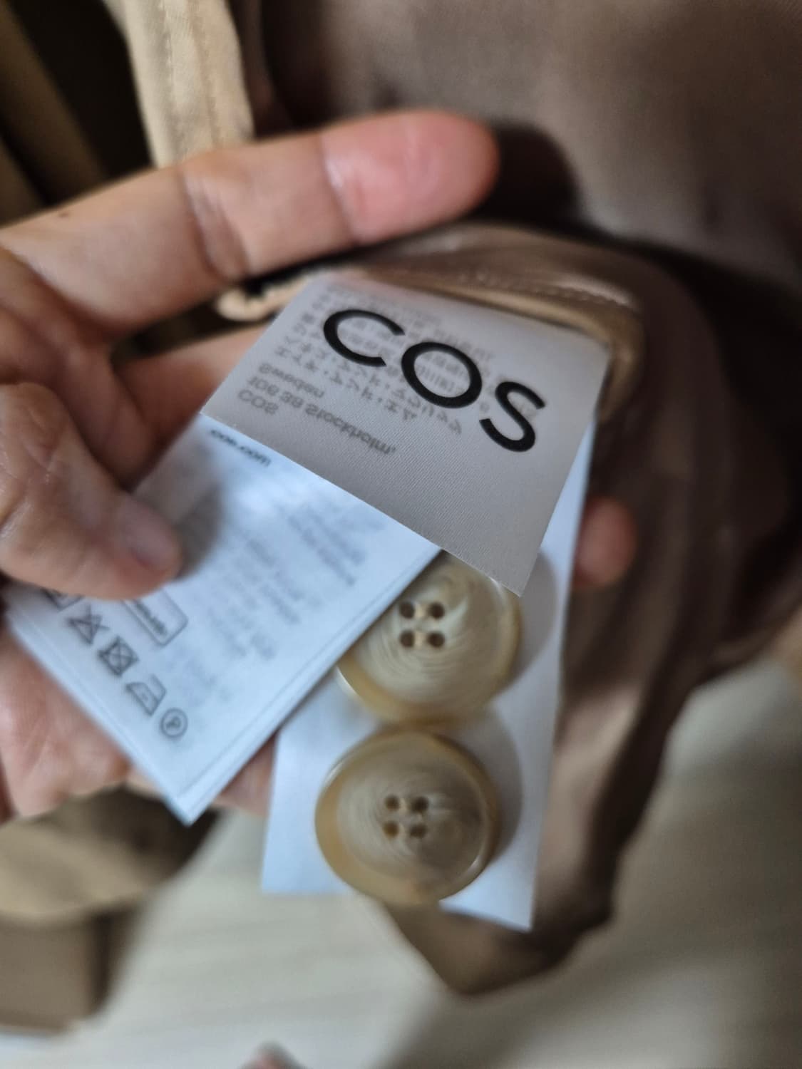 코스 COS 신형 레귤러핏 트렌치 코트 36 상품이미지10