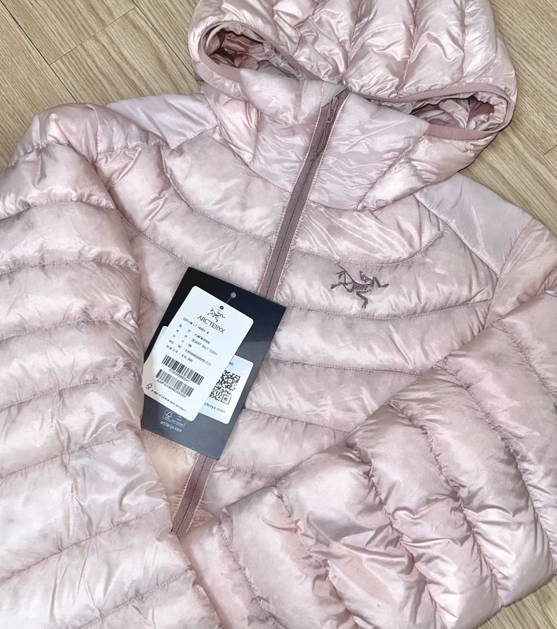 아크테릭스 세륨 LT 후디 여성용 desert salt 패딩 알파인로즈  상품이미지1