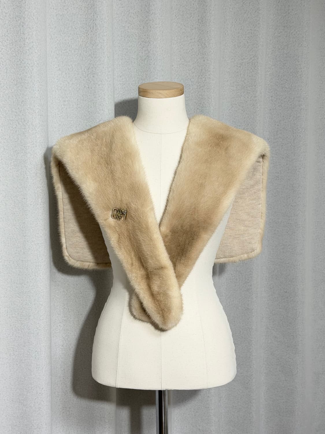 MICHAA 미샤 리얼 퍼 밍크 머플러 - 미착용 새상품 상품이미지1