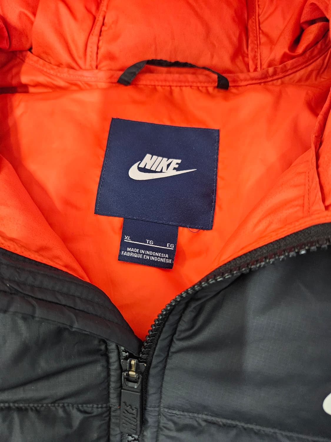 나이키 경량 후드 패딩 상품이미지2