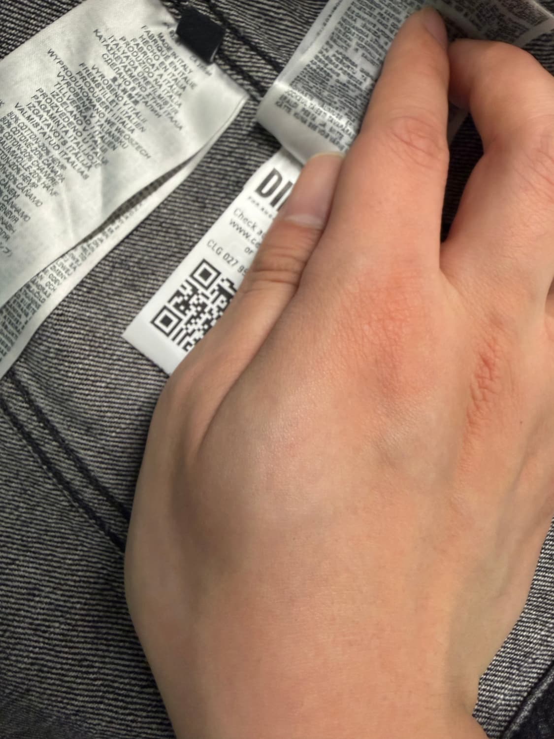 Made in Italy🇮🇹 디젤 디스트레스 흑청 데님 자켓 상품이미지8