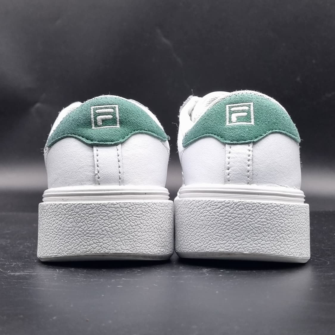 휠라 코트플럼피 스니커즈 240 상품이미지4