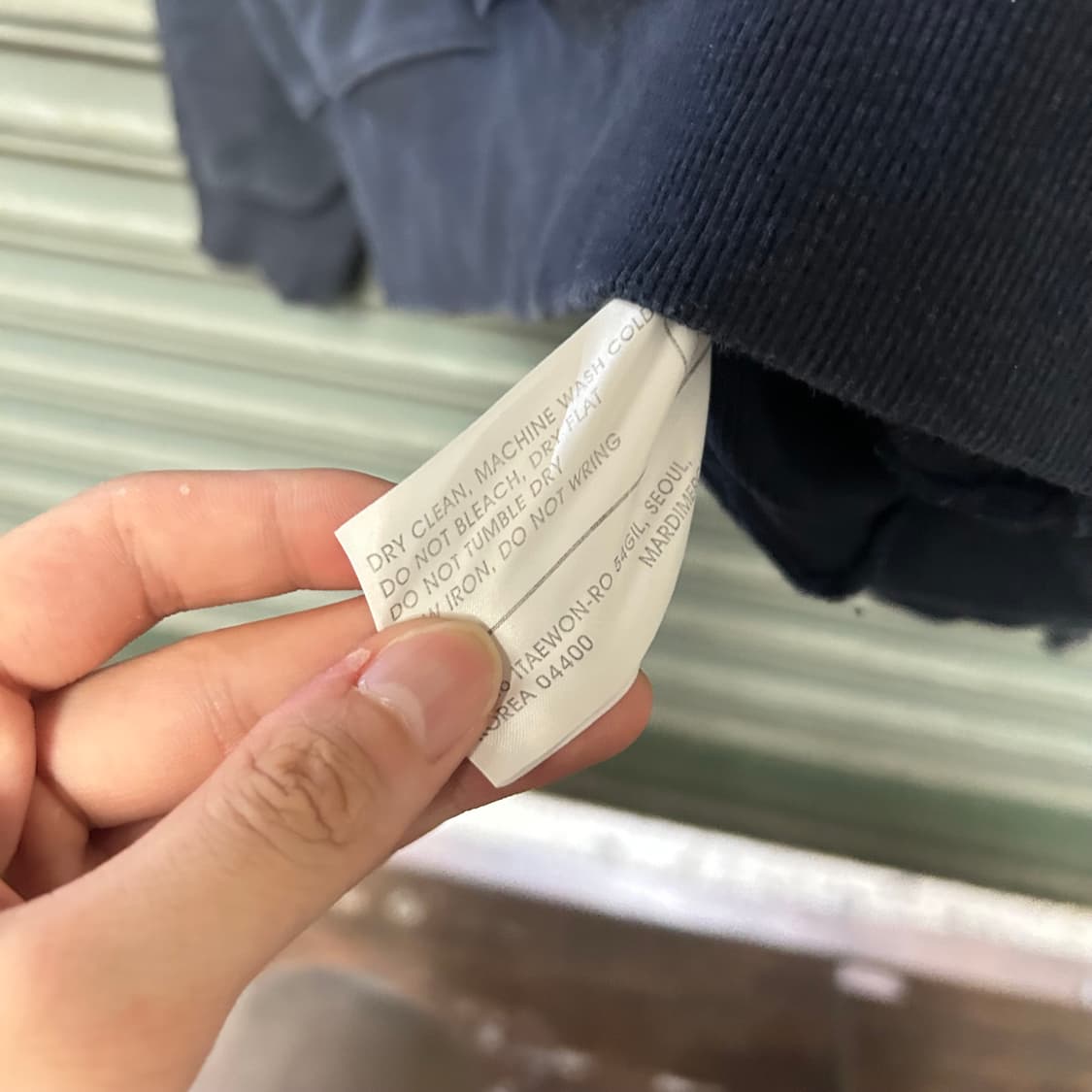 마르디 메크르디 네이비 맨투맨 상품이미지5