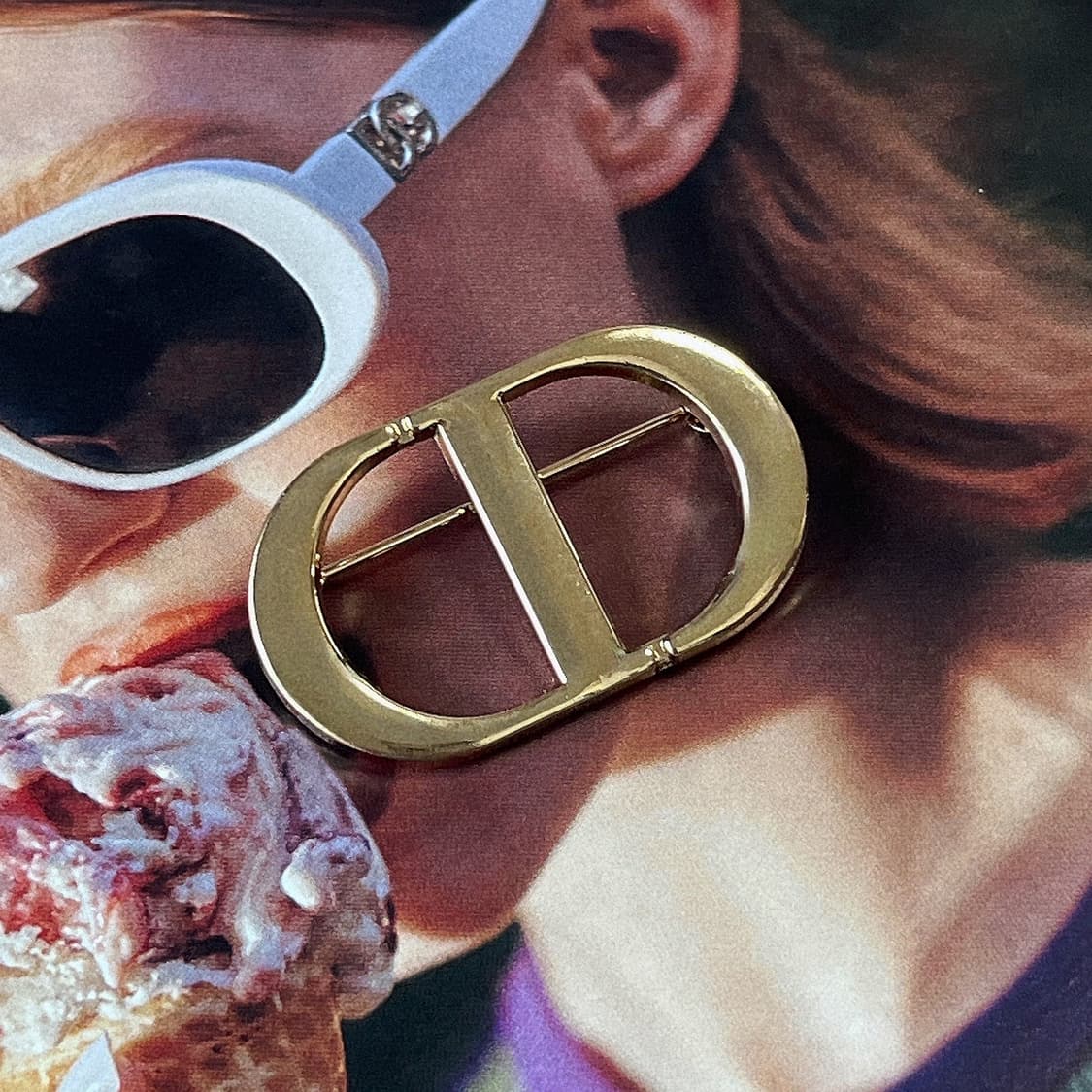 디올 CD 로고 베이직 골드 브로치 상품이미지3