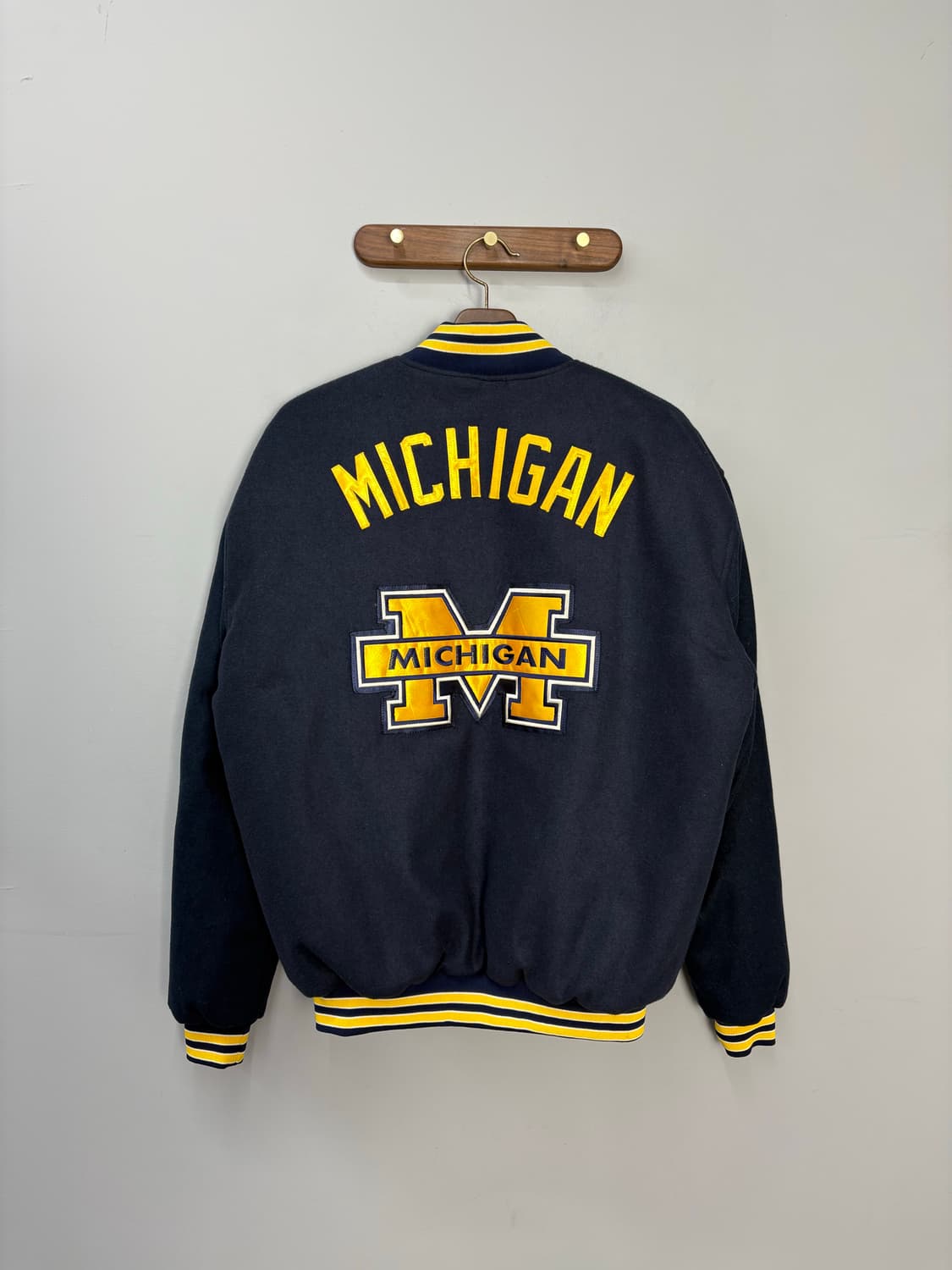 빈티지 백로고 바시티 재킷 A2425 상품이미지4