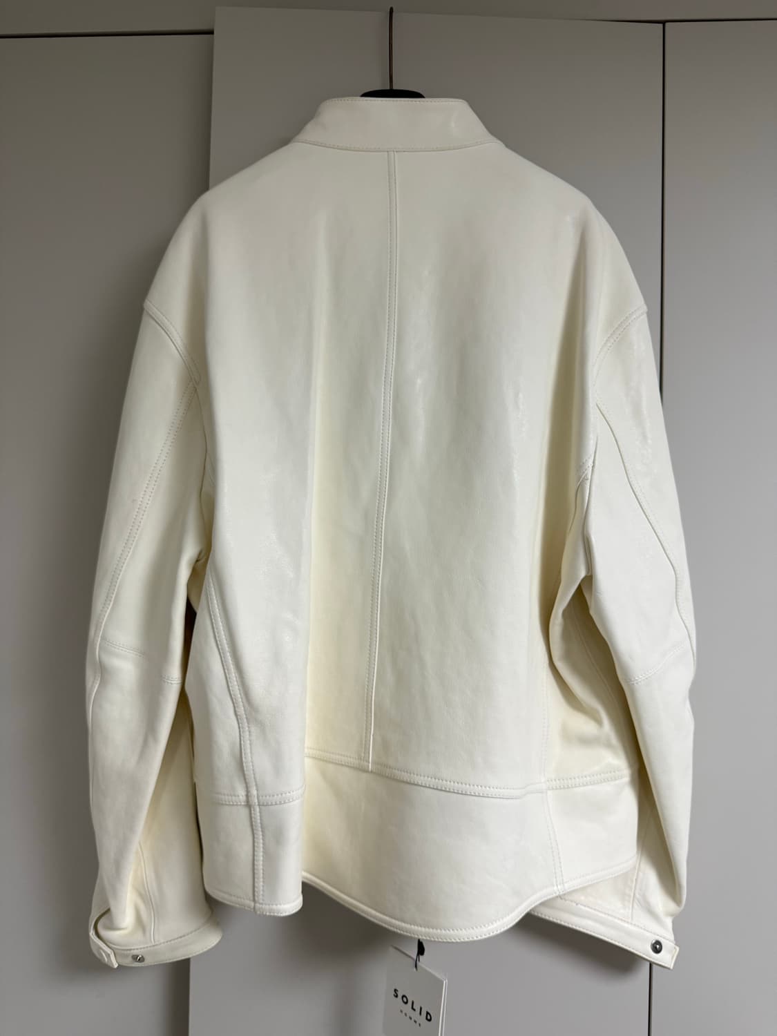 솔리드 화이트 래더 자켓 52 105 오버핏 상품이미지3