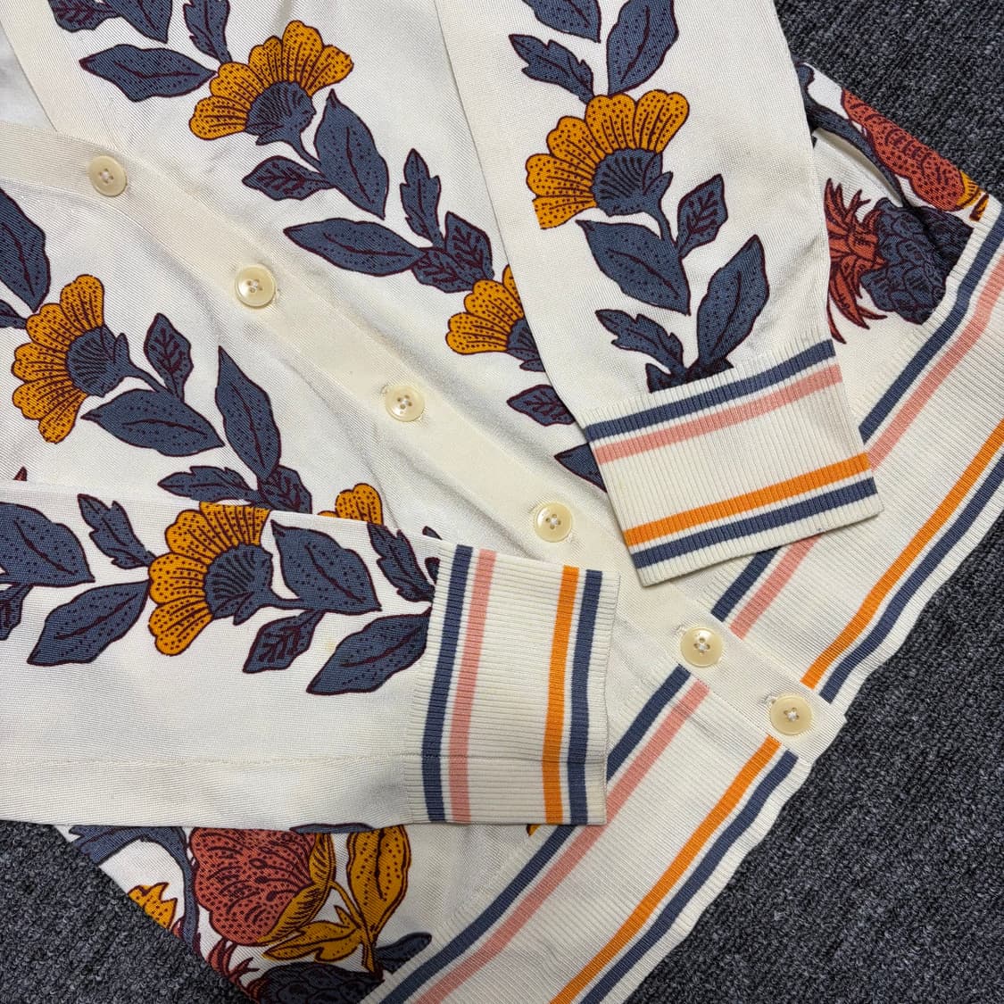 토리버치 마들렌 플로럴 가디건 상품이미지2