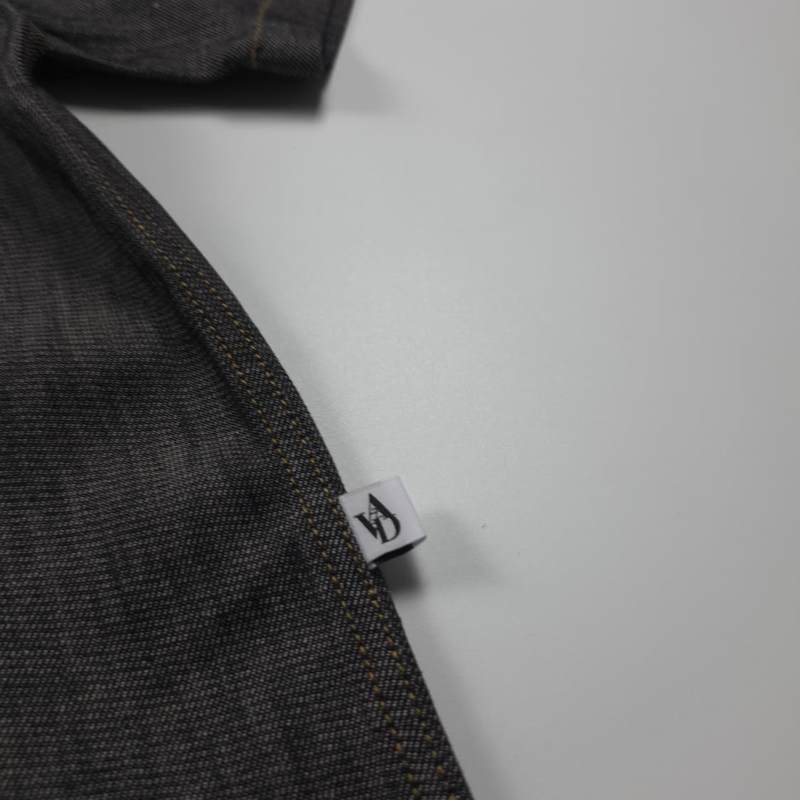 어반드레스 미니멀 블랙 샴브레이 데님 셋업 (M) 상품이미지4