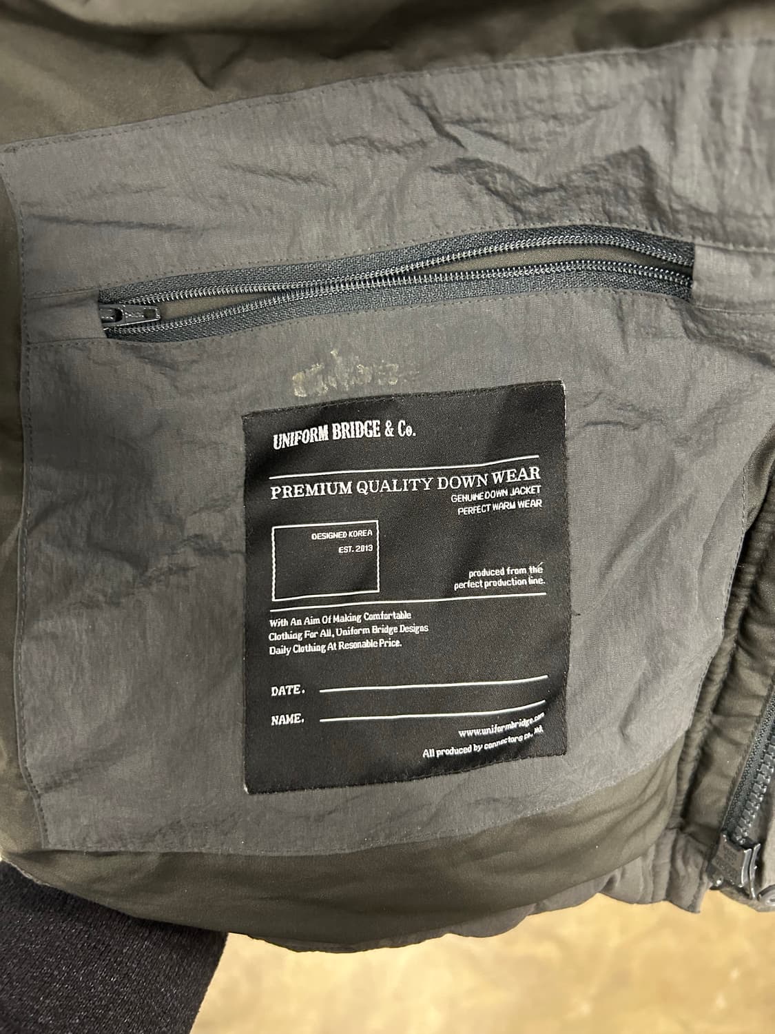 유니폼 브릿지 앤코 그레이 덕다운 패딩 상품이미지5