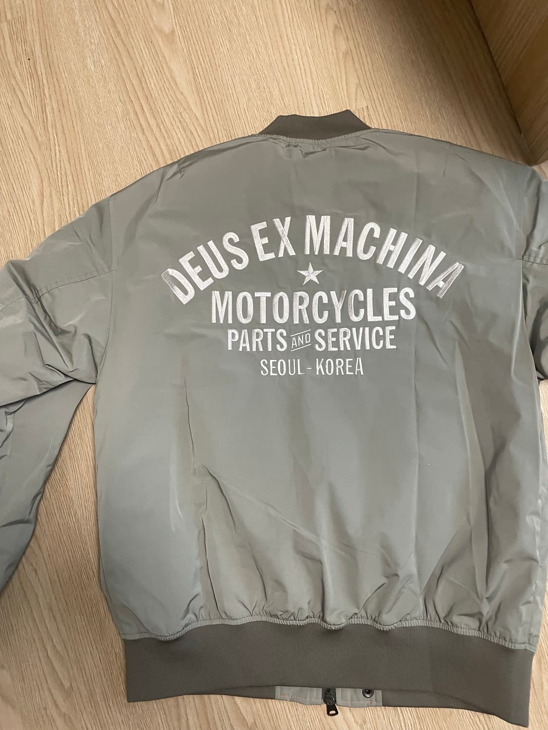 데우스 항공점퍼 상품이미지2