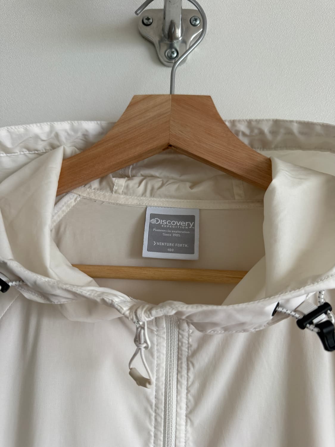 디스커버리(Discovery) 경량 바람막이 윈드브레이커 상품이미지8